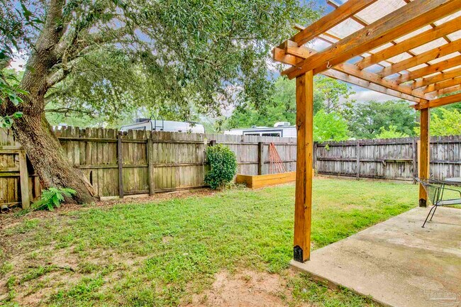 Building Photo - 6246 Cottage Woods Dr