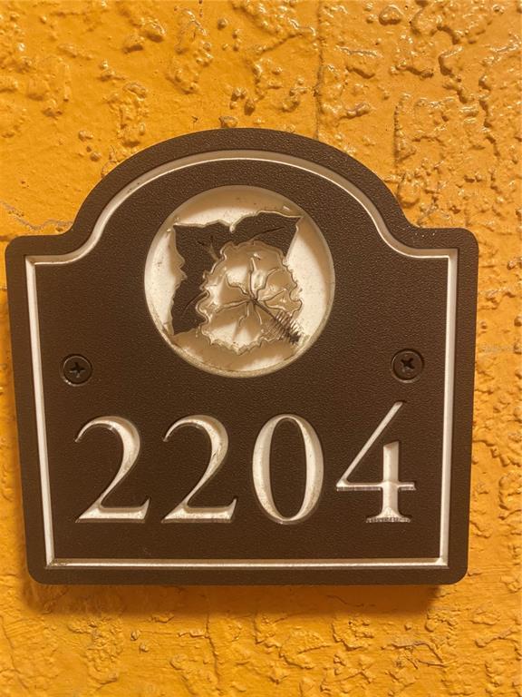 Foto del edificio - 5451 Vineland Rd