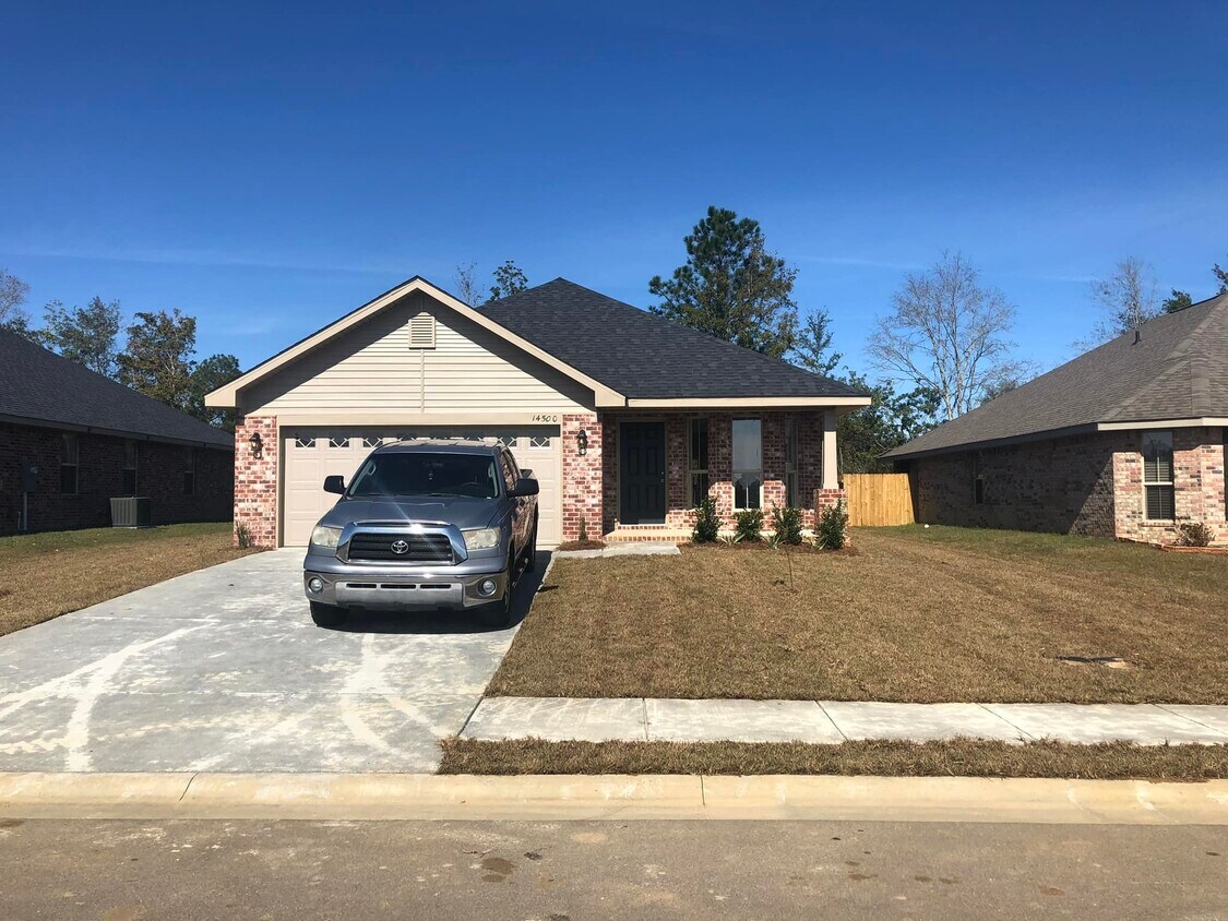 14500 Canal Lp, Gulfport, MS 39503 House Rental in Gulfport, MS