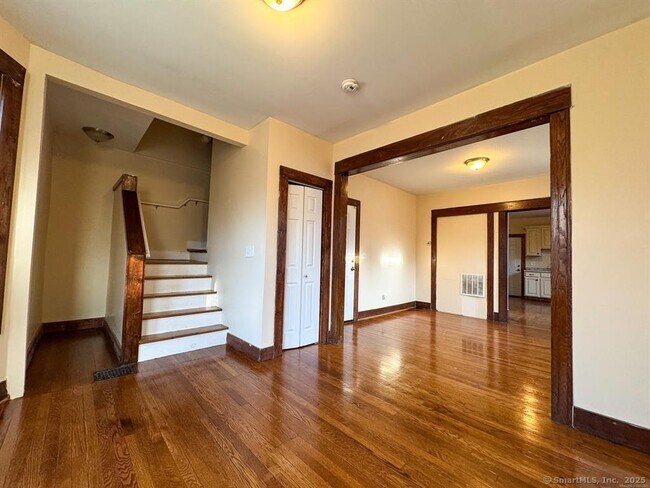 Foto del edificio - 455 Huntington St