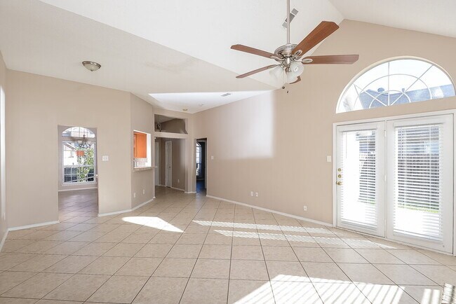 Foto del edificio - 224 Glen Meadow Dr