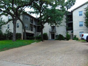 Building Photo - 2508 Enfield Rd