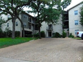 Building Photo - 2508 Enfield Rd