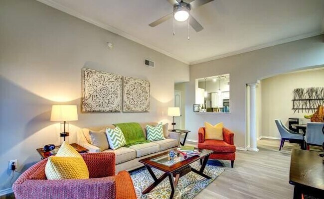 Building Photo - 2 bedroom in Dallas TX 75287