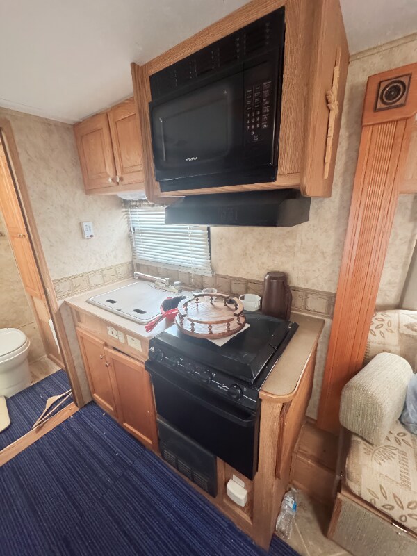 Foto del edificio - 30 Village Ct