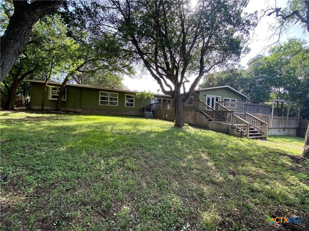 Foto principal - 920 Encino Dr