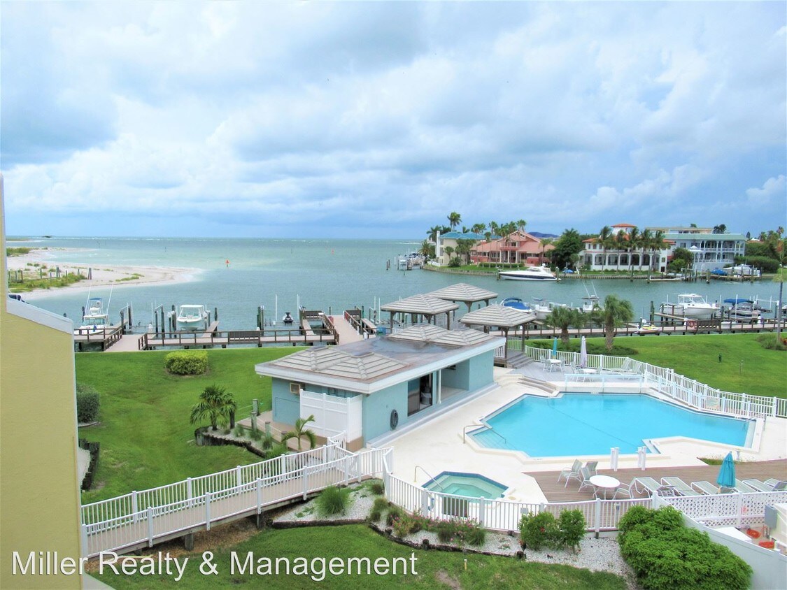Primary Photo - 1100 Pinellas Bayway S