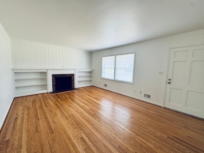 Foto del edificio - Charming Brick Ranch Home in Campbell County