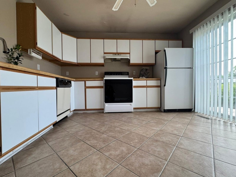 Foto principal - 3326 E Adams Ave