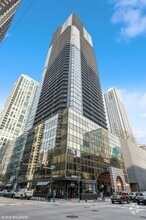 Building Photo - 10 E Ontario St