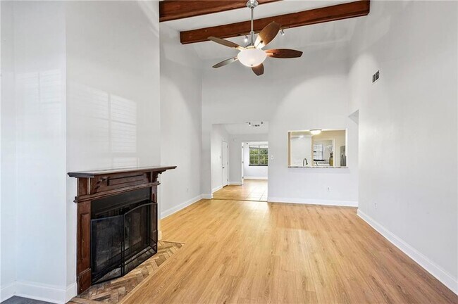 Foto del edificio - 159 Kelly Dr