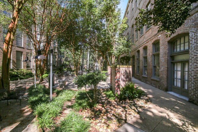 Foto del edificio - 920 Poeyfarre St