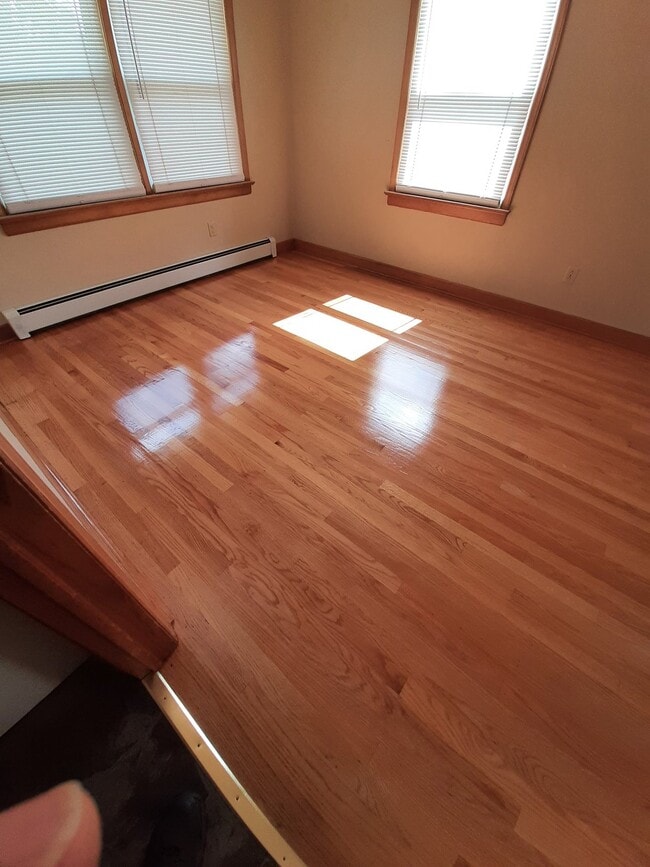 Foto del edificio - 3213 Tyre Neck Rd