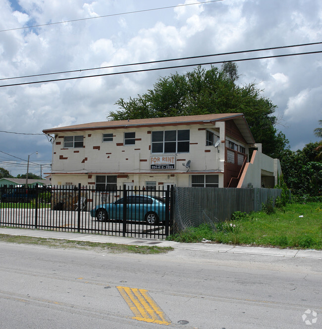 Building Photo - 2239 NW 87th St