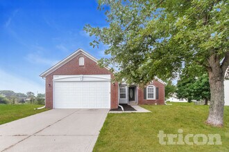 Building Photo - 6050 E Solitude Ct