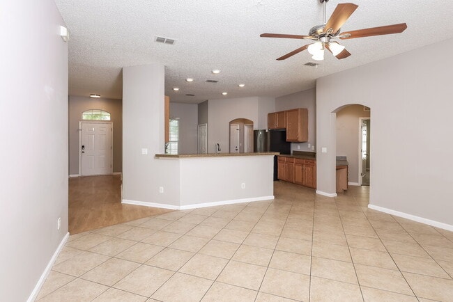 Building Photo - 3014 Piedmont Manor Dr