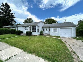 Building Photo - 23742 Piper Ave