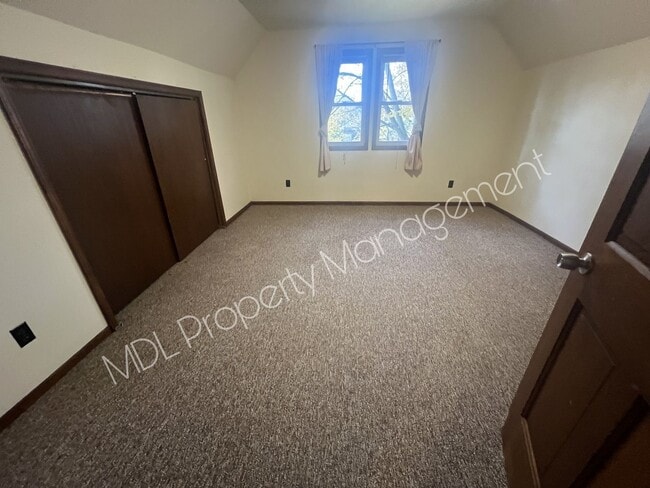 Building Photo - 917 Marsac St