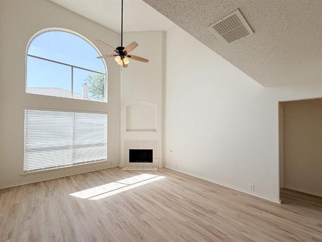 Foto del edificio - 8516 Auburn Dr