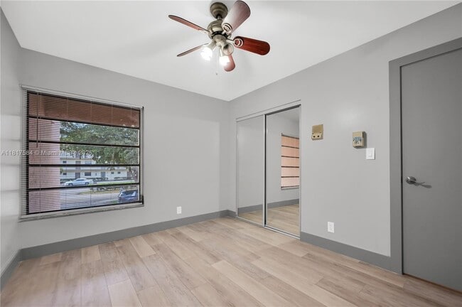 Building Photo - 9123 NW 38th Dr