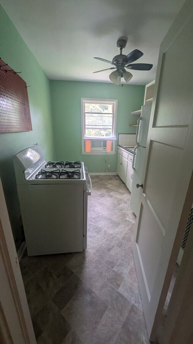 Foto del edificio - 2225 Wisteria St