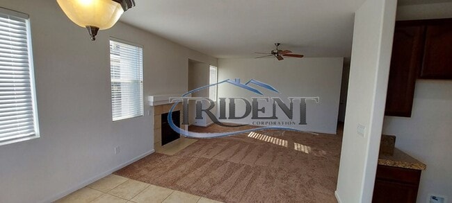 Foto del edificio - Beautiful 5 bedroom, 3 bath house