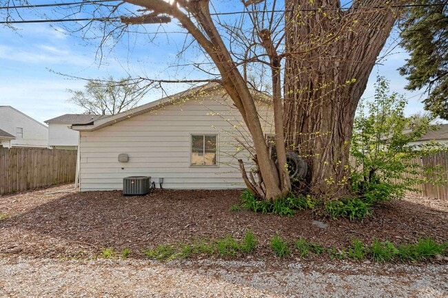 Foto del edificio - 3 Bedroom Home In Chesterton