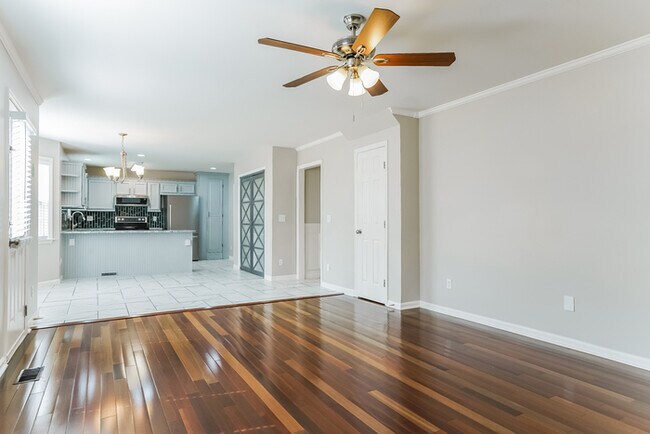 Foto del edificio - 6333 Willowlawn Dr