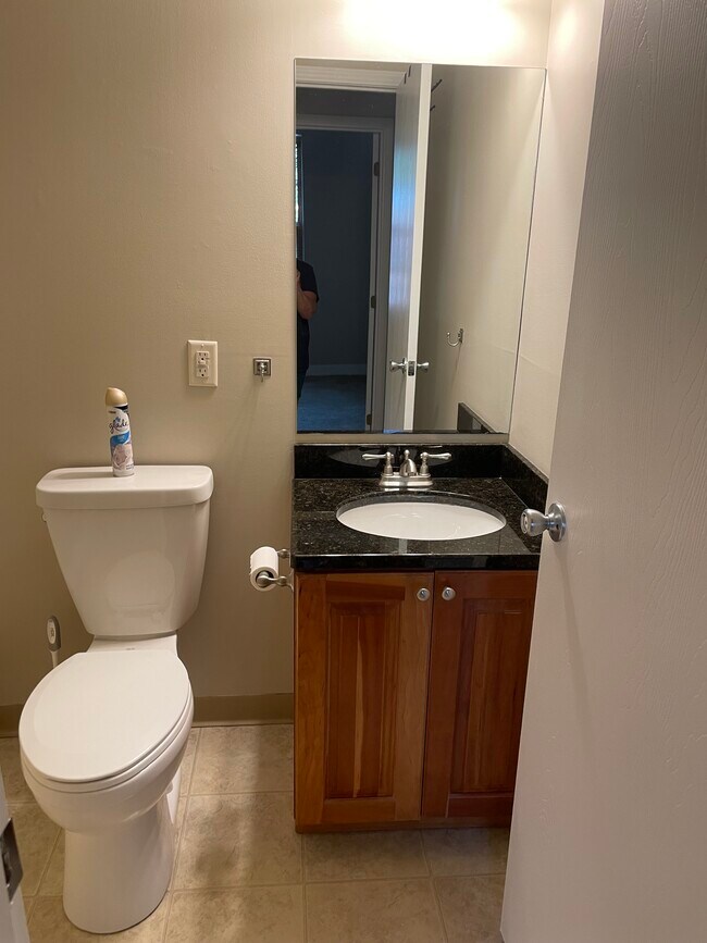 Foto del edificio - 335 Cypress St