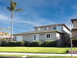 Building Photo - 12536 Oxford Ave