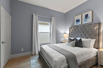 Building Photo - 2209 Silverbonnet St