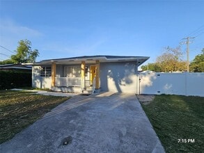 Building Photo - 6903 N River Blvd
