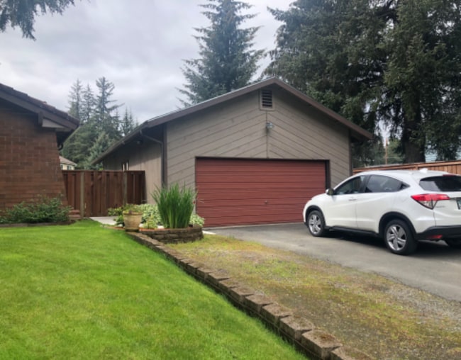 Building Photo - 3473 Richards Dr