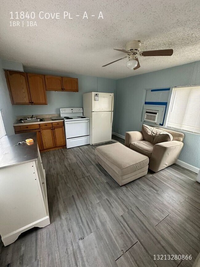 Foto del edificio - Nice Studio with Deck and Kitchen