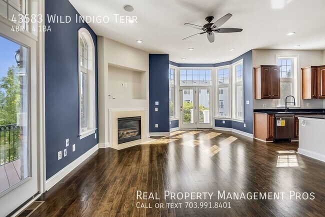 Building Photo - 43583 Wild Indigo Terrace