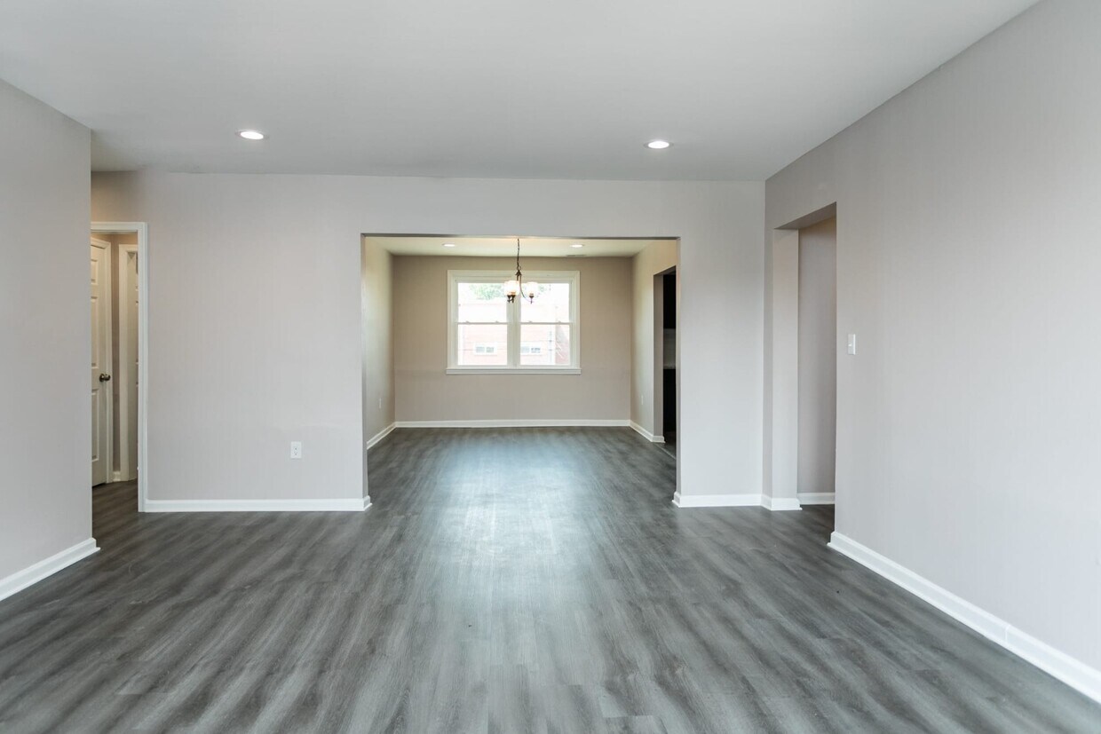 Primary Photo - Stunning 2 Bedroom Apt - Bancroft Court