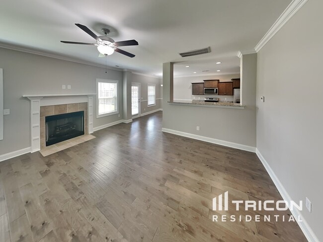 Building Photo - 5109 Cloverhill Dr