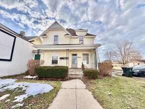 Building Photo - 1511 Miami St