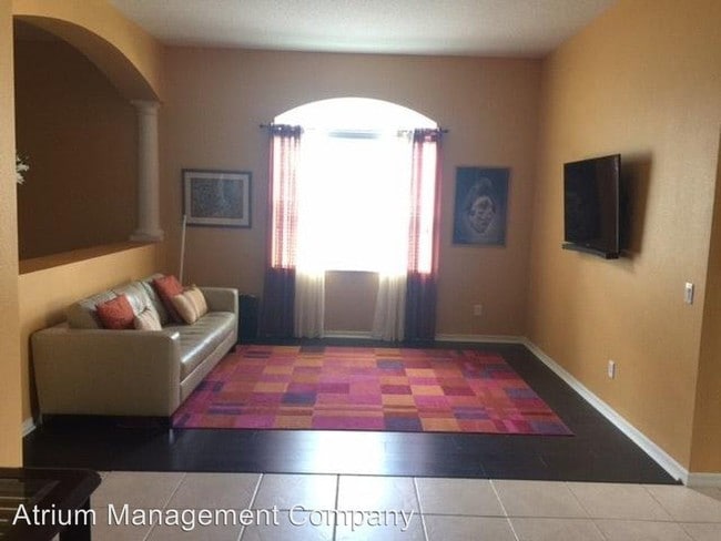 Foto del edificio - 461 Kays Landing Dr