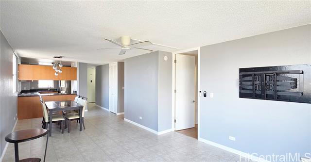 Building Photo - 1160 Ala Napunani St