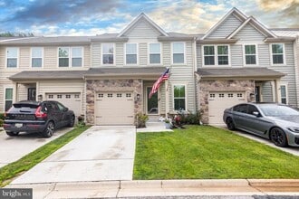 Building Photo - 167 Hokeland Dr