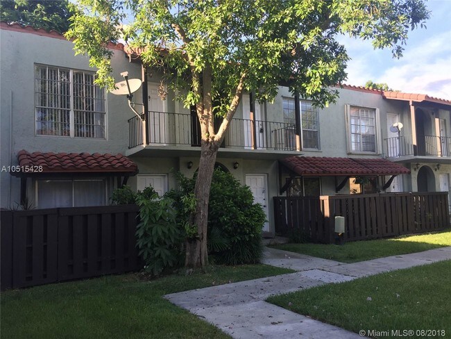 10790 N Kendall Dr Unit C28 Miami Fl 33176 Condo For Rent In Primary Photo 10790 N Kendall Dr