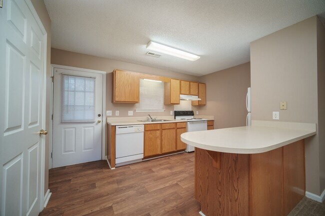 Foto del edificio - 710 Midway St NW