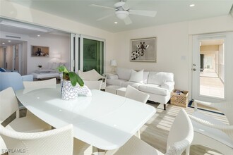 Building Photo - 3450 Gulf Shore Blvd N