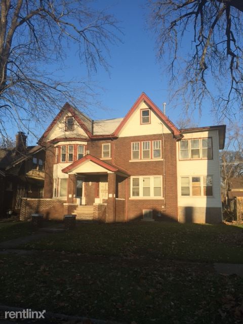 Primary Photo - 720 Lakewood St