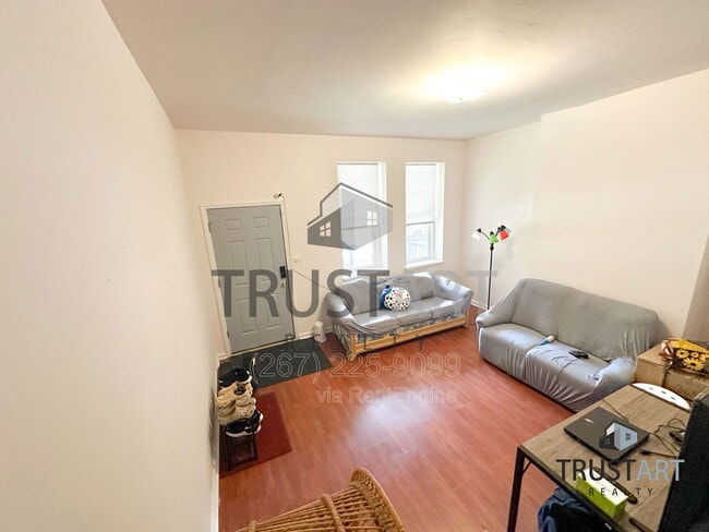 Foto del edificio - 2254 N Park Ave