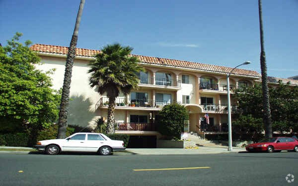 Foto del edificio - Huntington Villas