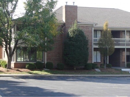 Primary Photo - 1710 Charlestown New Albany Rd