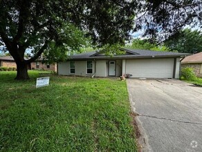 Building Photo - 402 Arkansas St