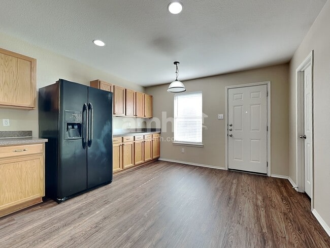 Building Photo - 538 Blue Sage Dr